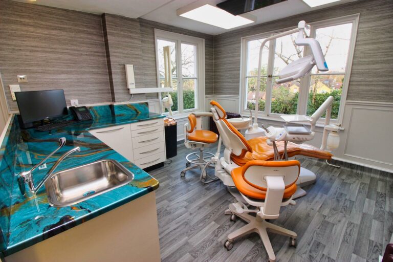 An example of an epoxy resin worktop in a dental surgery, by Home Statements