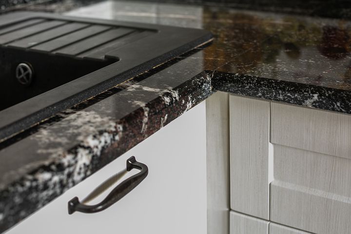 An example of a Granite worktop in a kitchen
