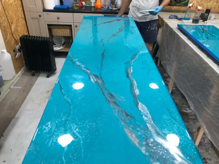 An example of an epoxy resin worktop in the workshop, by Home Statements