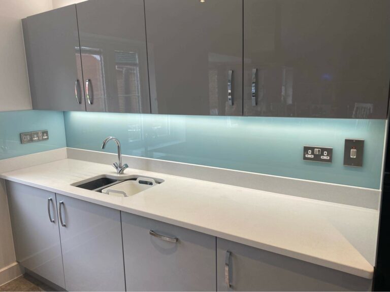 An example of plain coloured kitchen glass splashbacks, Home Statements