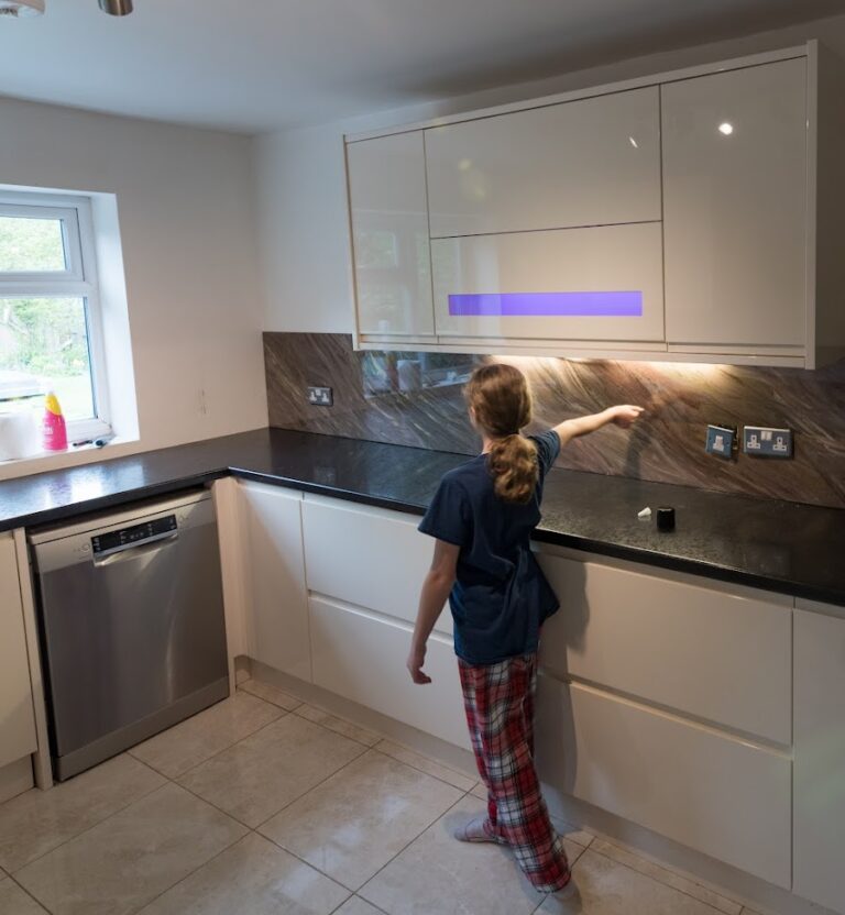 An example of a resin splashback in East Sussex, by Home Statements