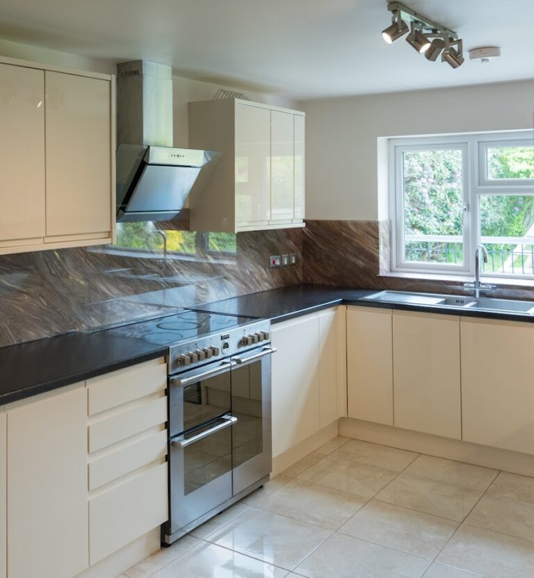 An example of a resin splashback in East Sussex, by Home Statements