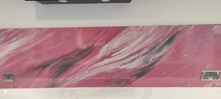 An example of a pink epoxy resin kitchen splashback in a kitchen, by Home Statements Ltd